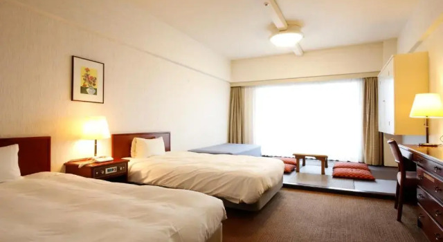 Двухместный номер Standard Grand Mercure Awaji Island Resort & Spa