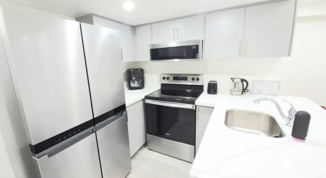 Коттедж Niagara Cozy Suite - Modern 2bed 15 min to Falls