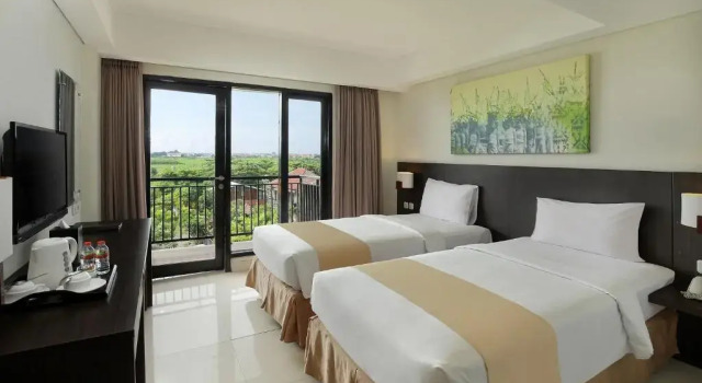 Двухместный номер Deluxe Rofa Kuta Hotel - CHSE Certified