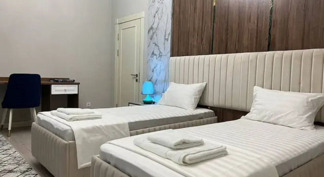 Отель Nur Makon