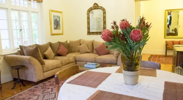 Семейный люкс с 2 комнатами 5 Camp Street Guesthouse & Self-catering