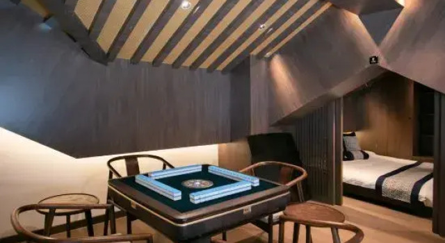 Двухместный люкс с видом на озеро Xichang Qianxun Tangji SCHOLARS Hotel