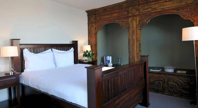 Hotel Het Raedthuys, Book Hotel Sint Maartensdijk 