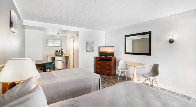 Четырёхместный номер Deluxe FairBridge Inn and Suites West Point