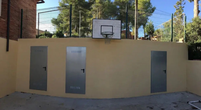California House Canyelles, Забронировать Отель Отели провинции Барселоны с парковкой, Парковка