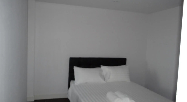 Amazing Accommodations South Yarra