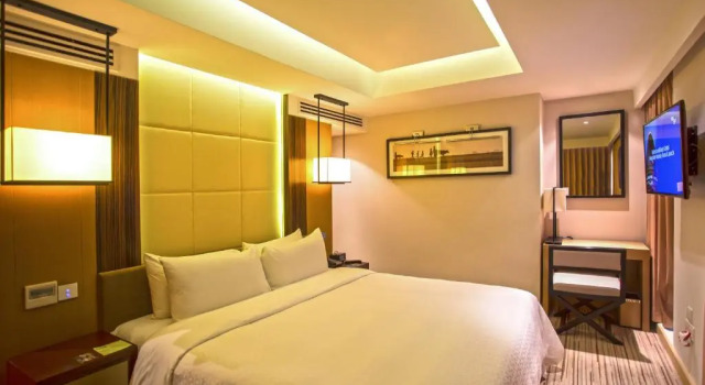 Crowne Plaza Dhaka Gulshan by IHG