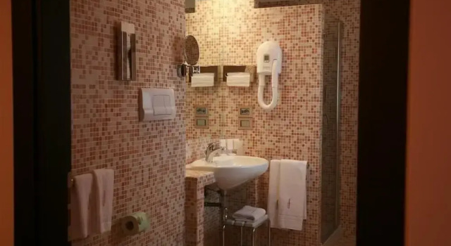 Четырёхместный номер Standard с балконом don guglielmo panoramic hotel & spa