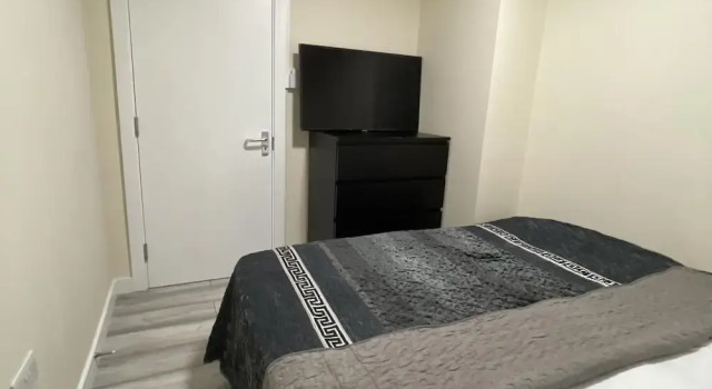 Uppamosluxurious London House With 4 Bedrooms, Забронировать Дом для отпуска Виллы Большого Лондона, Вилла