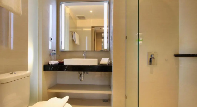 Двухместный номер Deluxe с балконом Ohana Hotel Kuta
