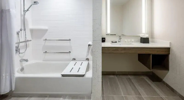 Люкс Holiday Inn Express & Suites Benson by IHG
