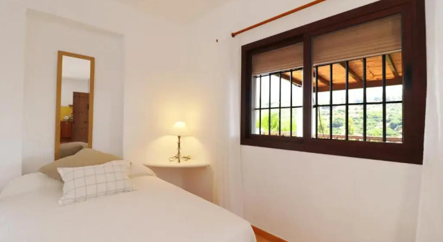 Villa Algar SpainSunRentals 1126, Забронировать Вилла Отели Axarquía с бассейном, Бассейн