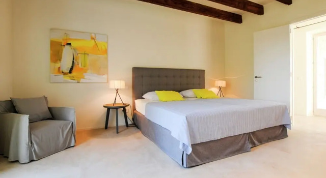 Luxury Design Villa With Large Private Pool and sea View in Northern Mallorca, Rezerwuj Boutique Hotel Arta Majorka