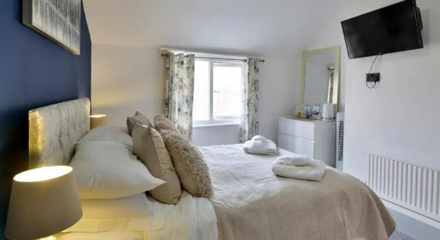 Двухместный номер Standard Rooms at 153 ROOM ONLY