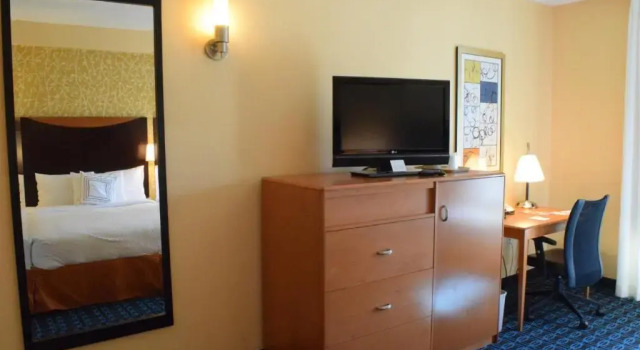 Номер Standard Fairfield Inn & Suites by Marriott San Antonio SeaWorld / Westover Hills