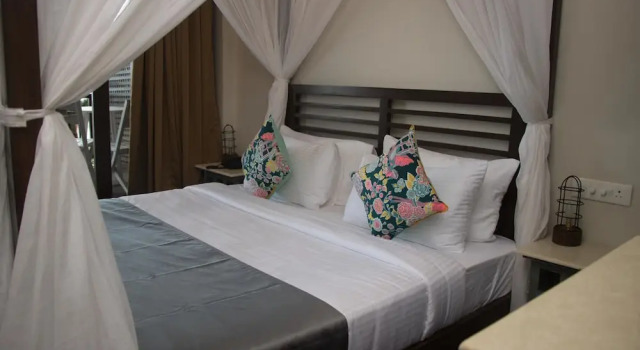 Люкс с балконом SinQ Beach Morjim