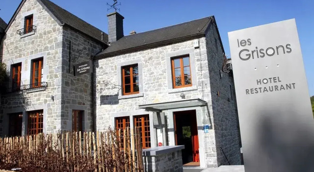 Chambres d’hôtes les Grisons, Забронировать Отель Уйе 