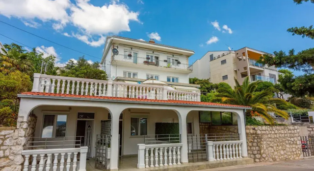 Apartments Lory