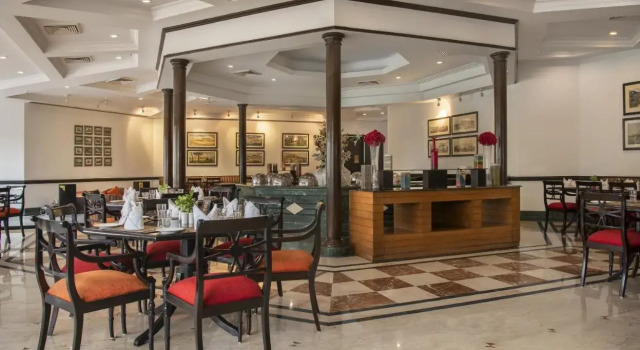 Sarovar Portico Surajkund, Κράτηση Ξενοδοχείο Νέο Δελχί Delhi NCR