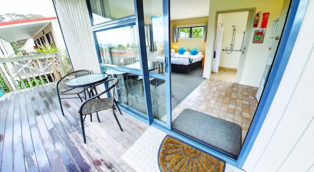 Студия Russell Top 10 Holiday Villas