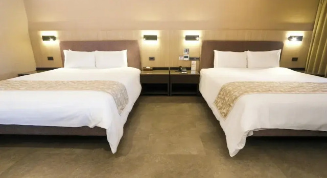 Четырёхместный семейный номер Standard с видом на горы Great Roots Forestry Spa Resort