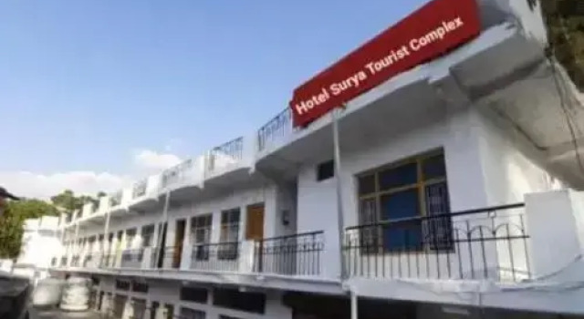 Hotel Surya Tourist Complex by OYO Rooms, Rezervovat Hotel Uttarkāshi Uttarakhand