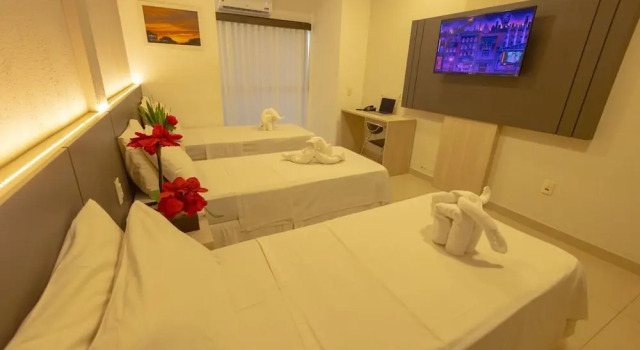 Трёхместный номер Superior с балконом Hotel BHS