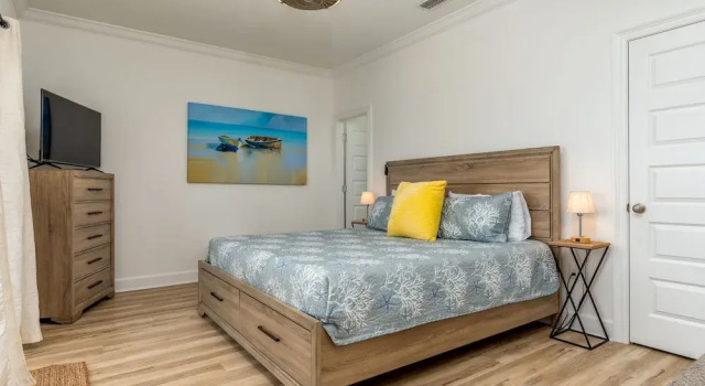 Lemon Breeze - 2521 Bienville 5 Bedroom Home by RedAwning