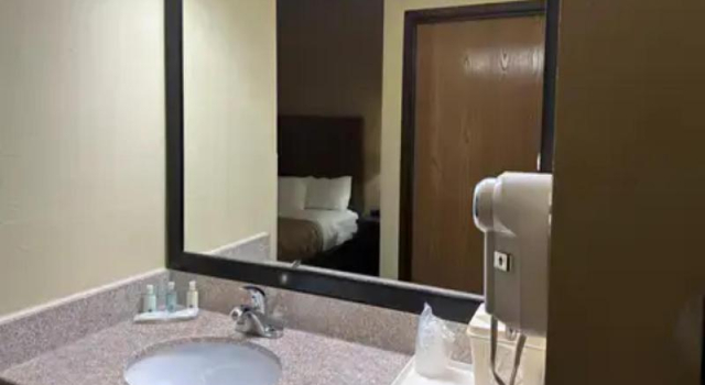 Люкс Quality Inn Perryville I-55