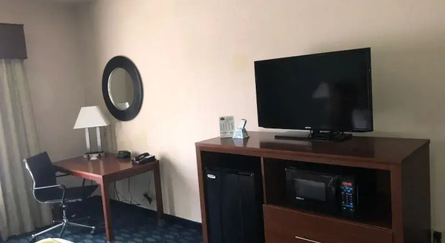 Номер Business Countryview Inn & Suites