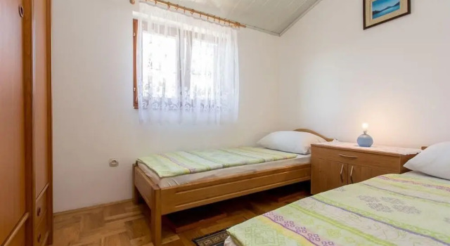 Branko 3, Prenota Hotel Hotel a Isole Quarnerine con parcheggio, Parcheggio