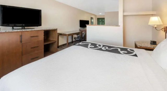 Двухместный номер Deluxe La Quinta by Wyndham Belgrade - Bozeman Airport