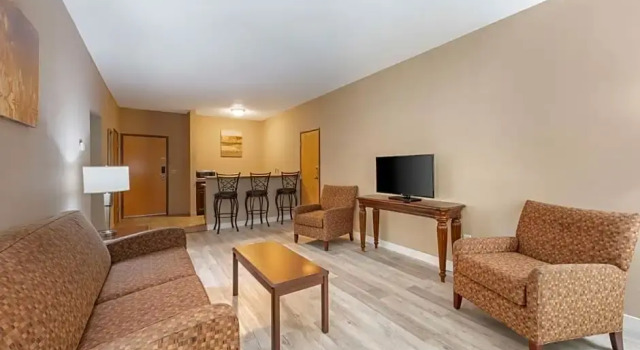 Двухместный полулюкс Best Western Circus City Inn