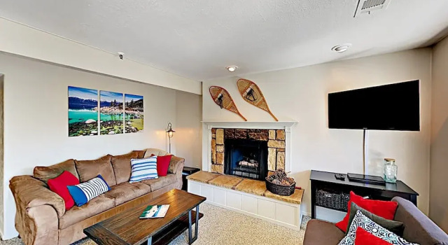 754 Stateline - 1 Br Condo