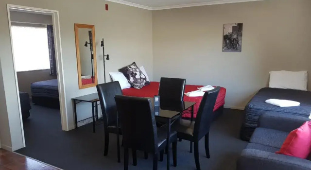 Апартаменты Palm Court Motel