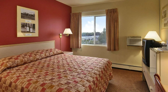 Двухместный номер Standard Ramada Downtown by Wyndham Anchorage