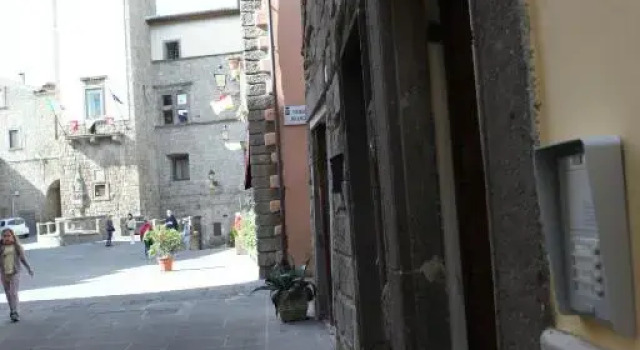 Appartamenti Dante, Varaa Hotelli Vitorchiano Tuscia