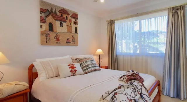 Pelican Beach House 2 Macleay Street, Book Hotel Narrawallee New South Wales