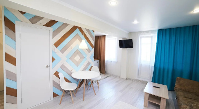 Dobrie Sutki Apartment Muhacheva 256.3, Prenota Appartamento Hotel a Altaysky Kray con parcheggio, Parcheggio