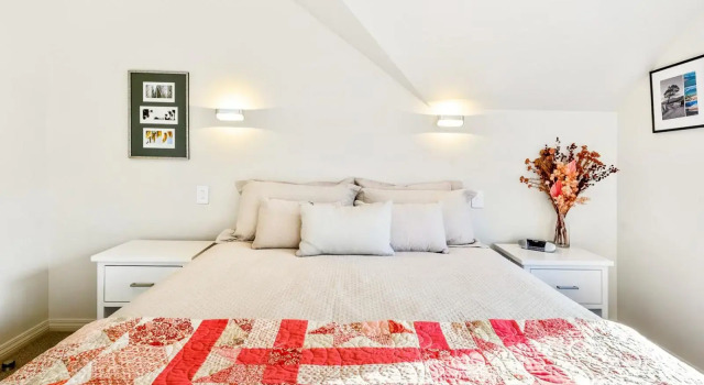 Slice of Paradise - Waikanae Self-Contained Holiday Unit