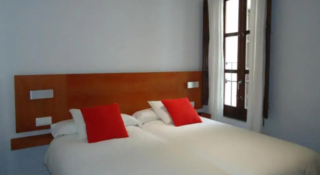 Апартаменты с 2 комнатами с балконом Apartamentos Turísticos Mauror