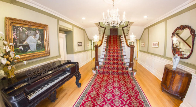 Riverbend Inn & Vineyard, Buchen Sie Hotel Weinregion Niagara Ontario