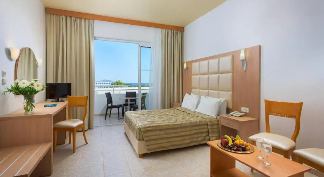 Двухместный номер Superior Memphis Beach Hotel