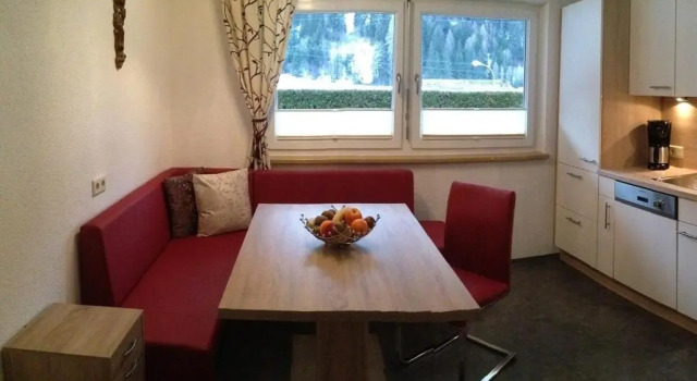 Haus Spiss, Prenota Hotel Flirsch St Anton