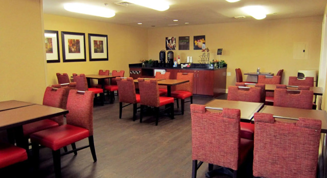 Extended Stay America Suites - Tampa - Airport - N. Westshore Blvd., Забронировать Отель Данг провинция Лумбини-Прадеш