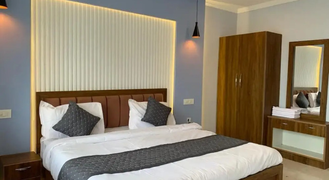 Ganeshwaram Hotel & Restaurant Bhowali