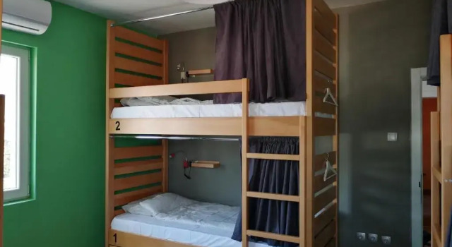 Кровать в общем номере Old Town Hostel Ohrid