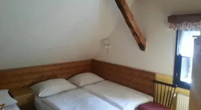 Horská bouda Dimrovka, Rezerwuj Hotel Hotele w Kraj hradecki z parkingiem, Parking