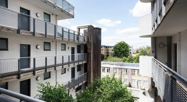 Stylish 2BR flat with balcony, near King’s Cross!
