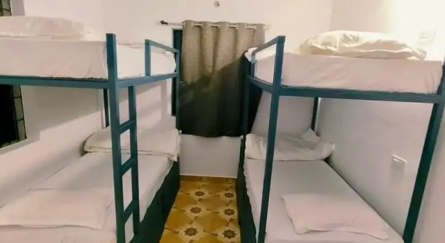 Karma Stay By The Bliss- Morjim, Prenota Ostello Hotel a Goa con parcheggio, Parcheggio